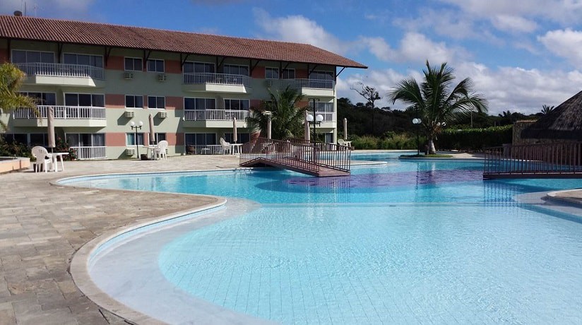 img-hotel-marupiara-resort-em-muro-alto-piscinas